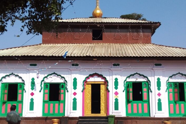 Pimpri Dargah near Ganaka Hotel Igatpuri – revered Sufi shrine